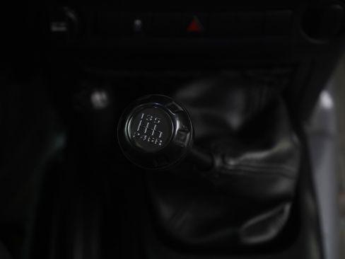 Used 2018 Jeep Wrangler Sport image 16