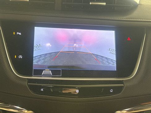 Used 2020 Cadillac XT5 Premium Luxury AWD/4WD image 6