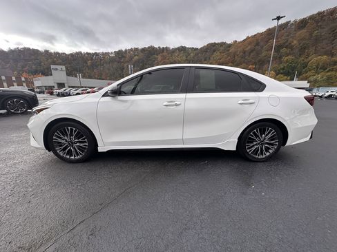 Used 2024 Kia Forte GT-Line w/ GT-Line Premium Package image 15