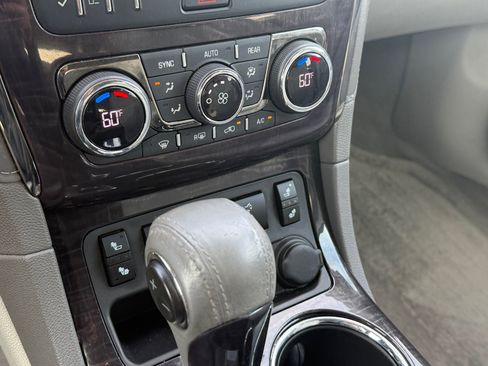 Used 2016 Buick Enclave Leather image 23