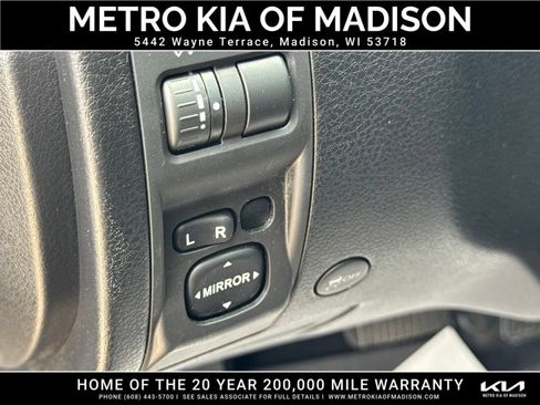 Used 2010 Subaru Forester 2.5X Limited AWD/4WD image 12