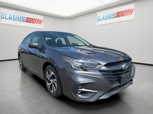 Used 2024 Subaru Legacy Premium AWD/4WD image 1