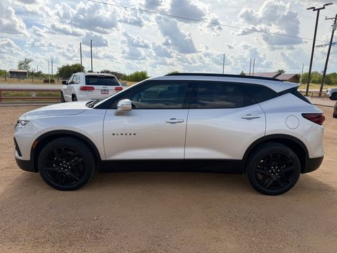 Used 2019 Chevrolet Blazer LT FWD image 9