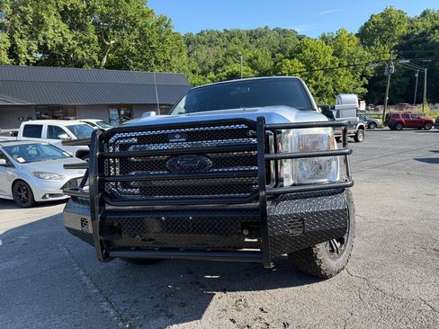 Used 2014 Ford F250 Lariat w/ Lariat Interior Package image 49