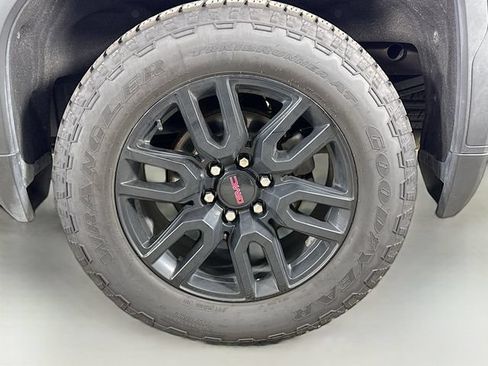 Used 2020 GMC Sierra 1500 Elevation w/ Elevation Value Package AWD/4WD image 30