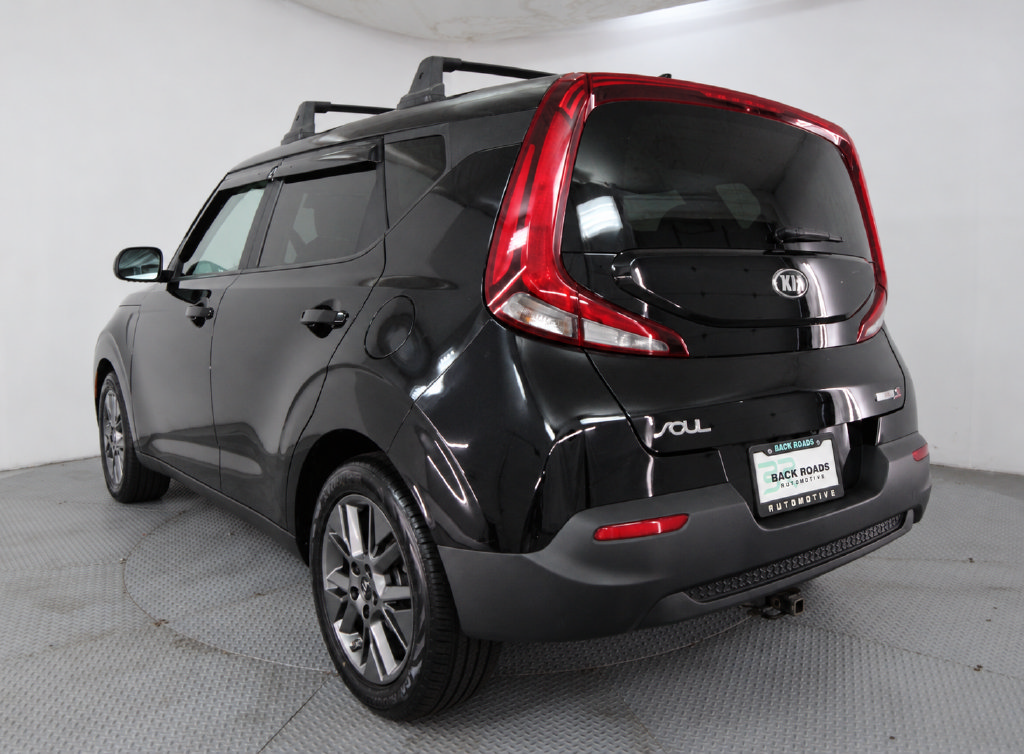 Used 2021 Kia Soul S FWD image 7