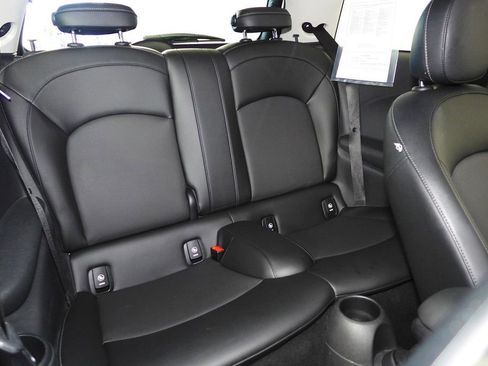 Used 2015 MINI Cooper 2-Door Hardtop image 21