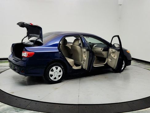 Used 2013 Toyota Corolla L FWD image 11