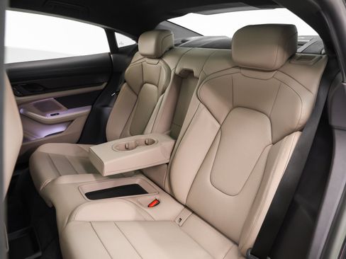 Used 2023 Porsche Taycan GTS image 45