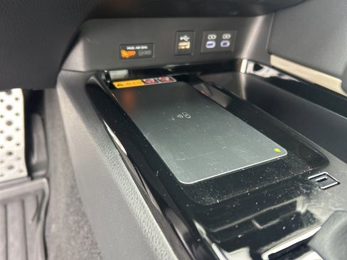 Used 2025 Toyota Camry XSE image 13