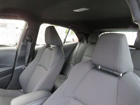 Certified 2025 Toyota Corolla SE w/ SE Package image 16