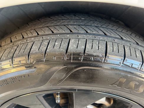 Certified 2024 Kia Carnival SX image 42