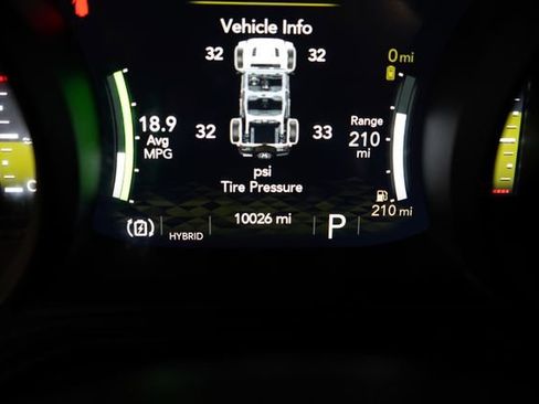 Used 2025 Jeep Wrangler Unlimited Sahara image 21