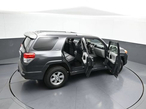 Used 2011 Toyota 4Runner SR5 w/ Premium Pkg w/Leather AWD/4WD image 44