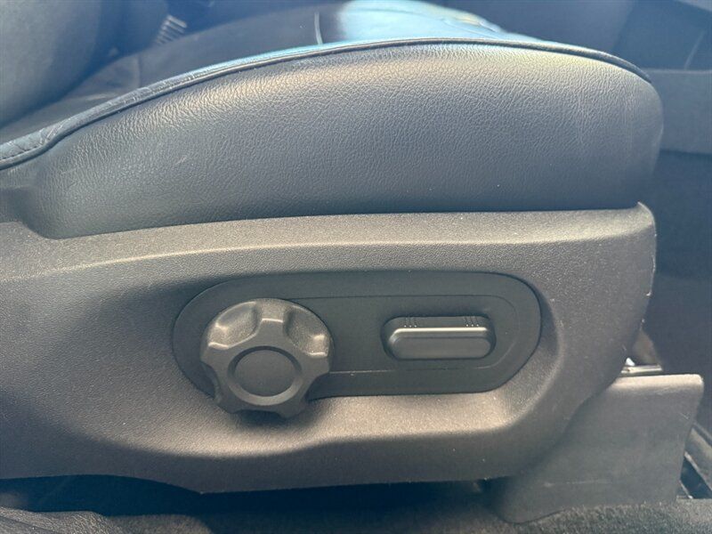 Used 2016 Ford Flex Limited FWD image 29