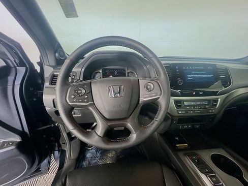 Used 2024 Honda Passport EX-L image 14
