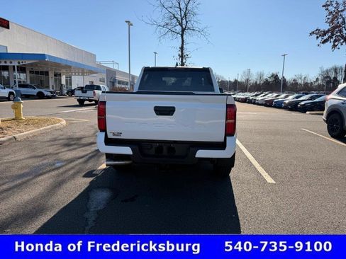 Used 2025 Toyota Tacoma SR5 image 6