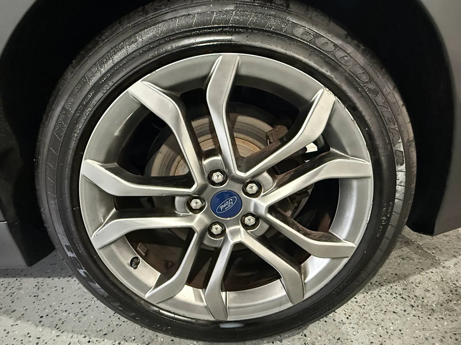 Used 2020 Ford Fusion Titanium FWD image 13