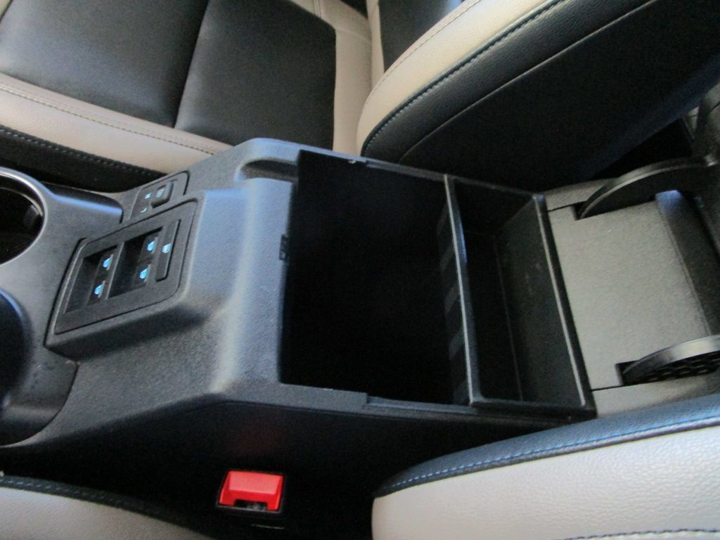 Used 2024 Ford Bronco Wildtrak AWD/4WD image 39