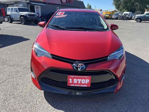 Used 2018 Toyota Corolla LE w/ LE Premium Package FWD image 2