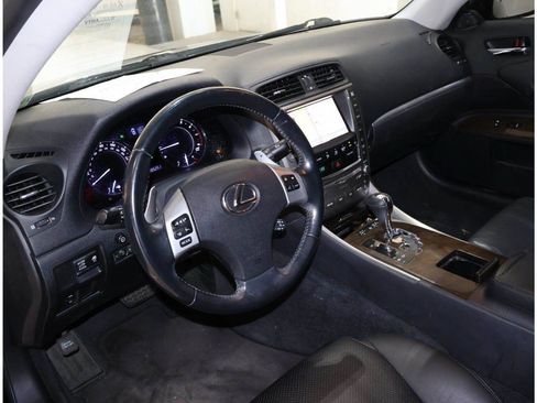 Used 2011 Lexus IS 250C RWD image 14