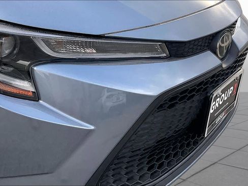 Used 2021 Toyota Corolla LE FWD image 26