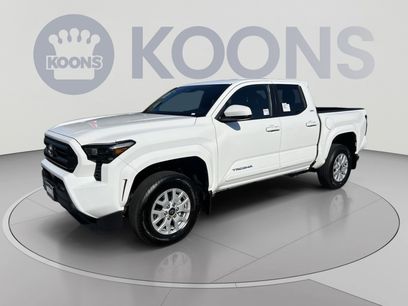 Used 2025 Toyota Tacoma SR5