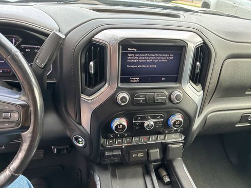 Used 2019 GMC Sierra 1500 SLT w/ SLT Premium Plus Package AWD/4WD image 12