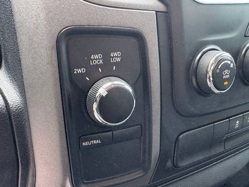 Used 2013 RAM 1500 Express AWD/4WD image 27