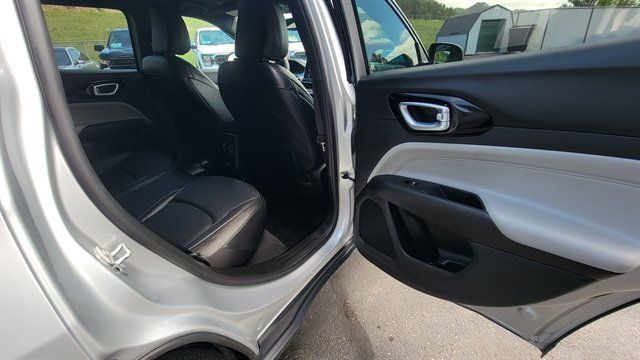 Used 2025 Jeep Compass Limited AWD/4WD image 42