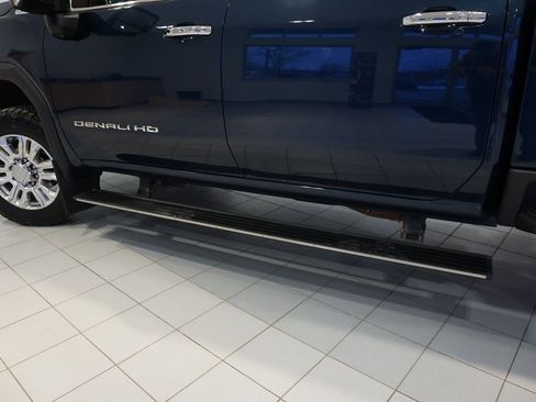 Certified 2023 GMC Sierra 3500 Denali w/ Denali Ultimate Package image 35