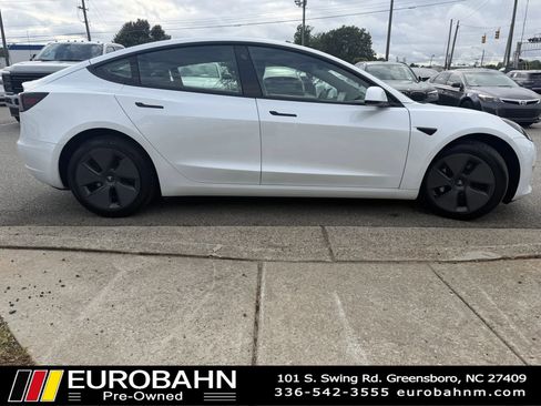 Used 2023 Tesla Model 3 Standard Range RWD image 6
