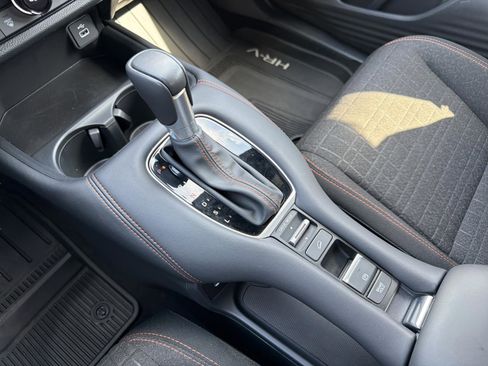 Used 2025 Honda HR-V Sport image 22