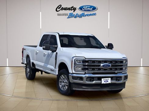 Used 2024 Ford F250 Lariat image 1
