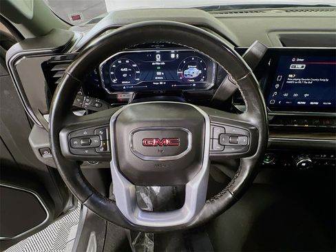 Used 2023 GMC Sierra 1500 Elevation image 11