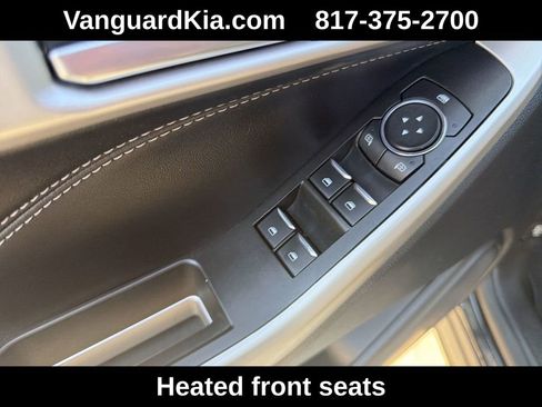 Used 2021 Ford Explorer XLT RWD image 17