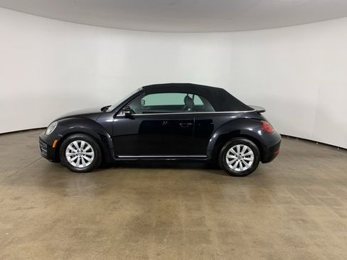 Used 2018 Volkswagen Beetle 2.0T S image 26