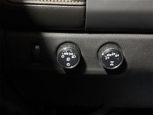 Used 2022 GMC Canyon AT4 w/ Trailering Package image 17