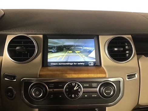 Used 2015 Land Rover LR4 HSE AWD/4WD image 37