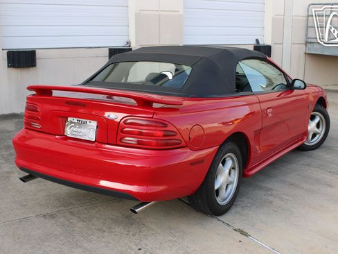 Used 1995 Ford Mustang GT RWD image 36