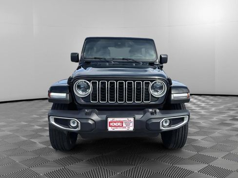 Used 2025 Jeep Wrangler Sahara w/ Safety Group image 7
