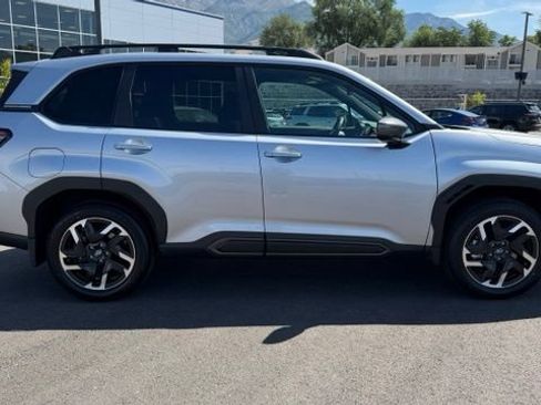 Used 2026 Subaru Forester Limited AWD/4WD image 2