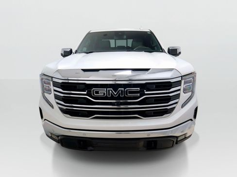 Used 2022 GMC Sierra 1500 SLT w/ SLT Premium Plus Package AWD/4WD image 8