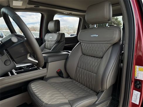 Used 2026 Ford F450 Platinum w/ Platinum Plus Package image 26