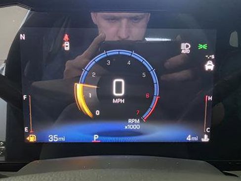 New 2026 Chevrolet Trax RS w/ Driver Confidence Package FWD image 18