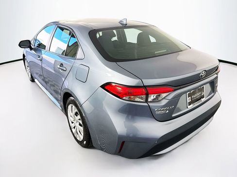 Used 2021 Toyota Corolla LE w/ Carpet Mat Package (TMS) FWD image 5