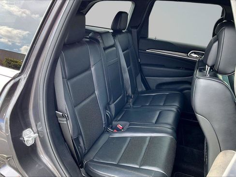 Used 2018 Jeep Grand Cherokee Overland AWD/4WD image 28