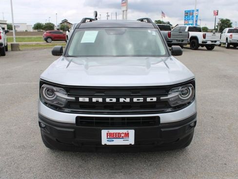 Used 2021 Ford Bronco Sport Outer Banks w/ Outer Banks Package AWD/4WD image 2