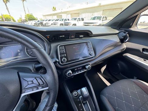 Used 2019 Nissan Kicks SR FWD image 27
