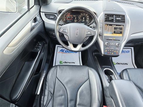Used 2017 Lincoln MKC Reserve image 11
